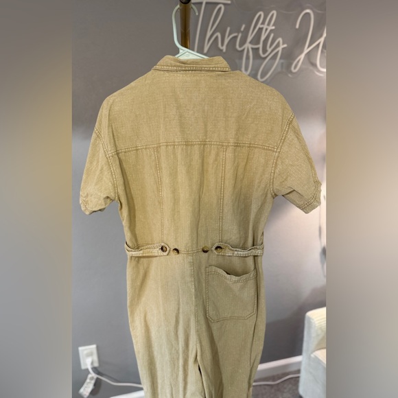 NWOT BDG Renee Coverall Jumpsuit-Medium - Picture 8 of 8